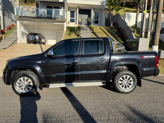 VOLKSWAGEN AMAROK 2.0 TRENDLINE 4X4 CD 16V TURBO INTERCOOLER DIESEL 4P AUTOMÁTICO VOLKSWAGEN AMAROK 2.0 TRENDLINE 4X4 CD 16V TURBO INTERCOOLER DIESEL 4P AUTOMÁTICO